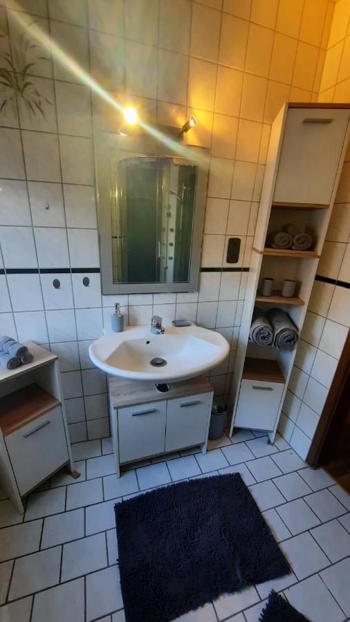 Pension Landgasthof - Iva Haßloch Dış mekan fotoğraf